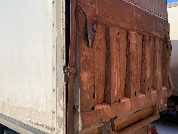 1997 Renault Midliner, белый, 500000 рублей - вид 1