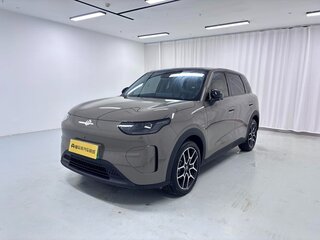 2026 Leapmotor A10 53 kWh, бежевый, 1888700 рублей, вид 1