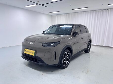 Leapmotor A10