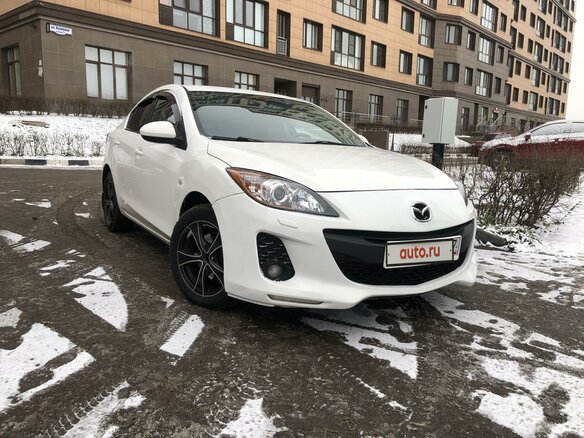 2012 Mazda 3 II (BL) Рестайлинг, белый - вид 1