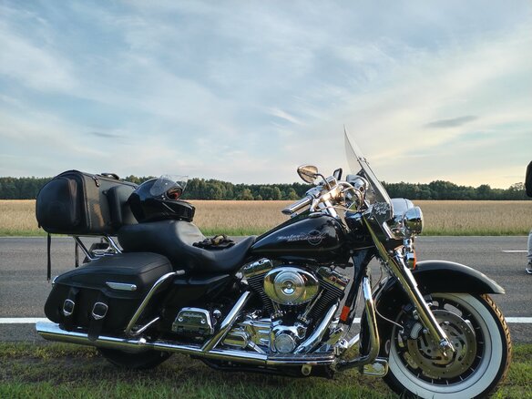 2006 Harley-Davidson Road King, чёрный, 620000 рублей - вид 9