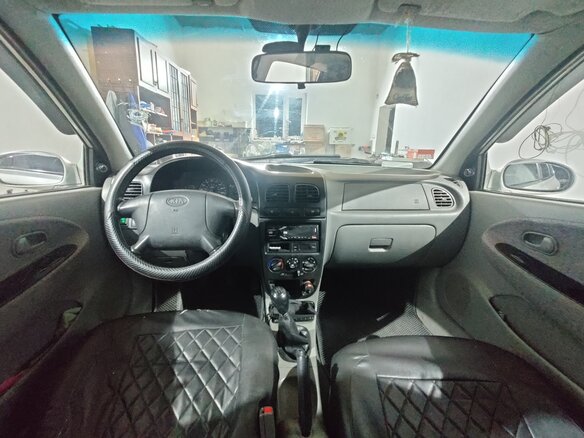 2001 Kia Rio I, серебристый, 309000 рублей - вид 6