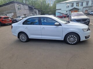 2017 Skoda Rapid I, белый, 1590000 рублей, вид 4