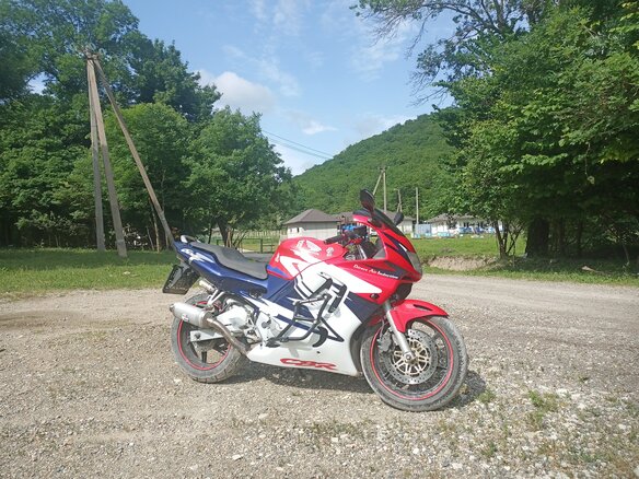 1998 Honda CBR 600F, красный, 320000 рублей - вид 3