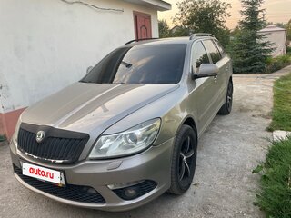 2011 Skoda Octavia II (A5) Рестайлинг, серый, 700000 рублей, вид 1