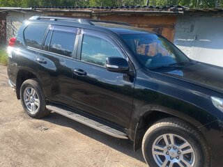 2013 Toyota Land Cruiser Prado 150 Series, чёрный, 3400000 рублей, вид 3
