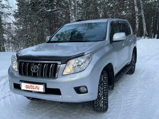 2012 Toyota Land Cruiser Prado 150 Series, серебристый, 3800000 рублей, вид 1
