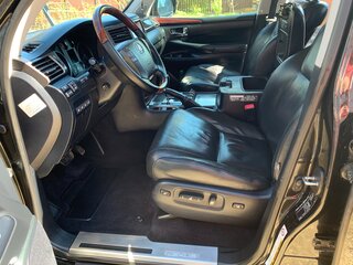 2010 Lexus LX 570 III, чёрный, 4200000 рублей, вид 2