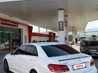 2014 Mercedes-Benz E-Класс 200 IV (W212, S212, C207) Рестайлинг, белый, 1550000 рублей, вид 2