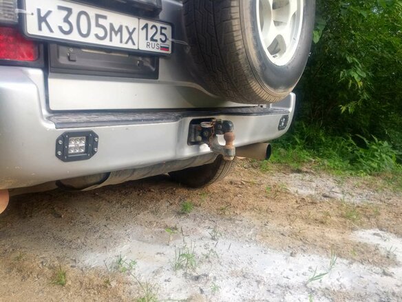 1997 Mitsubishi Pajero, серебристый - вид 2