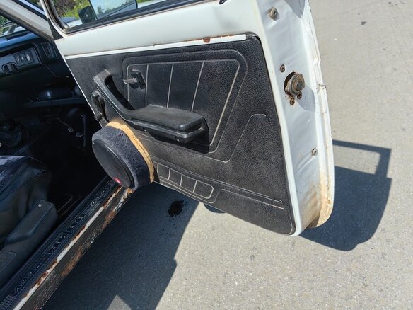 2003 Lada (ВАЗ) 2121 (4x4) I Рестайлинг, белый, 230000 рублей - вид 22