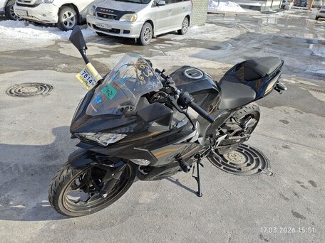 2019 Kawasaki Ninja 400, чёрный, 550000 рублей, вид 5