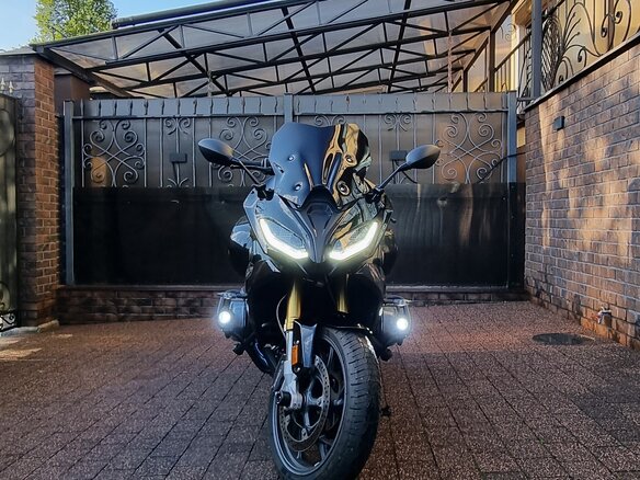 2021 BMW R 1250 RS, чёрный, 1650000 рублей - вид 1