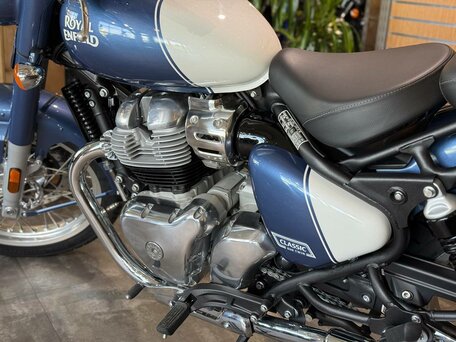 2026 Royal Enfield Classic 650, голубой, 703000 рублей, вид 5