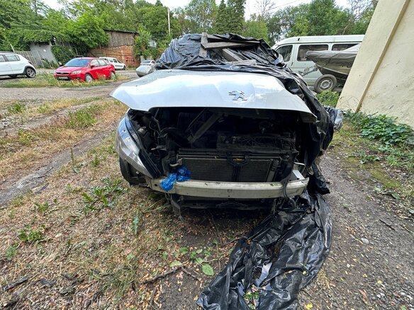 2014 Peugeot 308 II, белый, 400000 рублей - вид 6