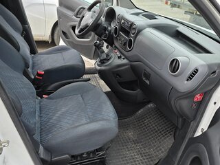 2011 Peugeot Partner II, белый, 740000 рублей, вид 4