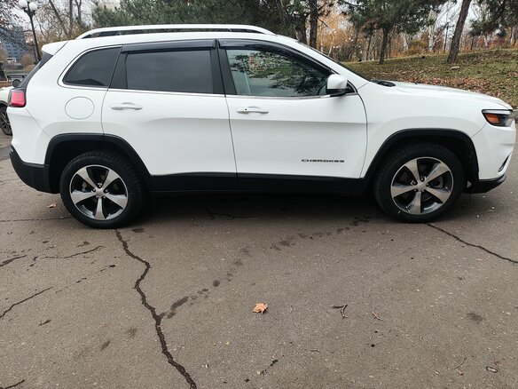 2019 Jeep Cherokee V (KL) Рестайлинг, белый, 2250000 рублей - вид 5