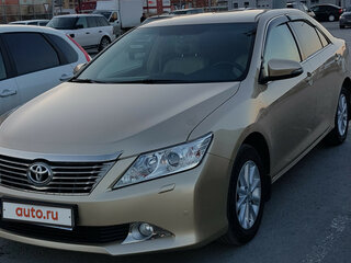 2012 Toyota Camry VII (XV50), бежевый, 1890000 рублей, вид 1
