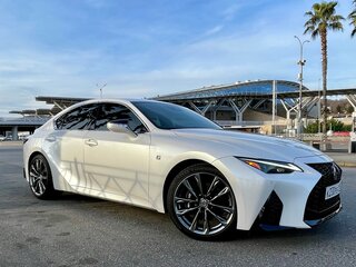 2022 Lexus IS 300 III Рестайлинг 2, белый, 4600000 рублей, вид 2