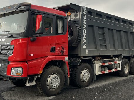 2023 Shacman (Shaanxi) X3000, красный, 9300000 рублей, вид 1