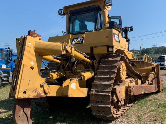 2014 Caterpillar D9, золотистый - вид 3