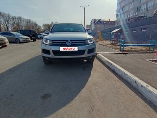 2012 Volkswagen Touareg II, серебристый, 2150000 рублей, вид 3