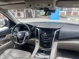 2020 Cadillac Escalade IV, чёрный, 4975000 рублей, вид 5