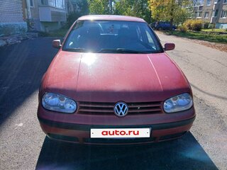 2001 Volkswagen Golf IV, красный, 350000 рублей, вид 1