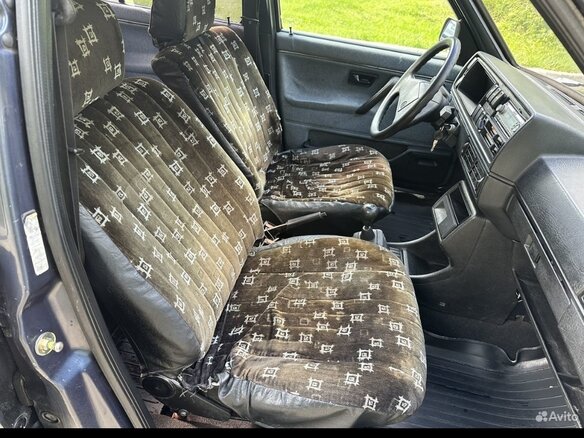 1988 Volkswagen Jetta KAT II, синий, 200000 рублей - вид 30