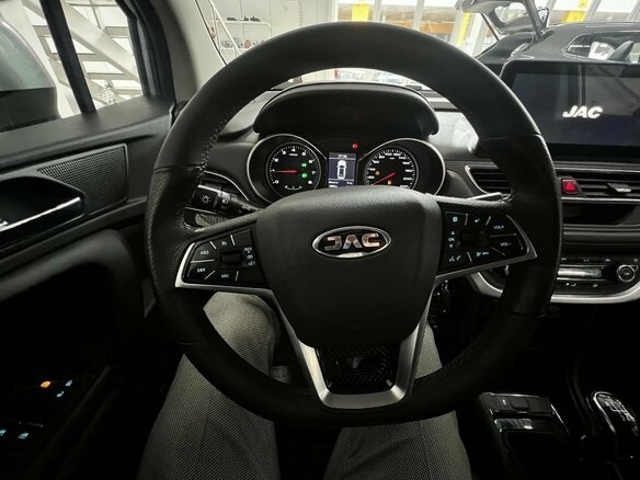 2024 JAC JS3, серебристый, 1275000 рублей - вид 16