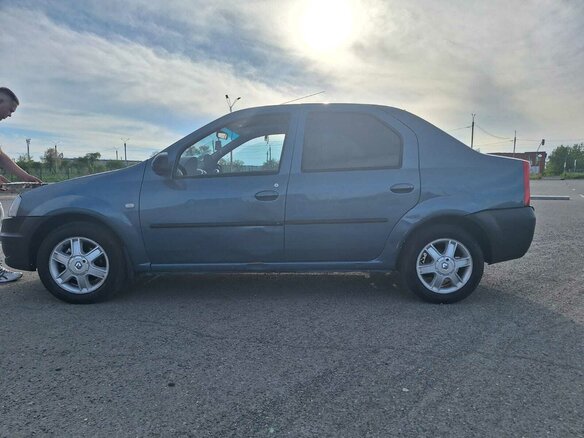 2013 Renault Logan I Рестайлинг, синий, 470000 рублей - вид 16