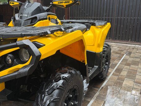 2013 BRP Can-Am Outlander 500, жёлтый, 750000 рублей, вид 2