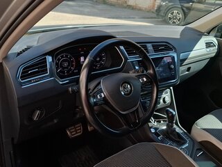 2018 Volkswagen Tiguan II, серебристый, 2960000 рублей, вид 4