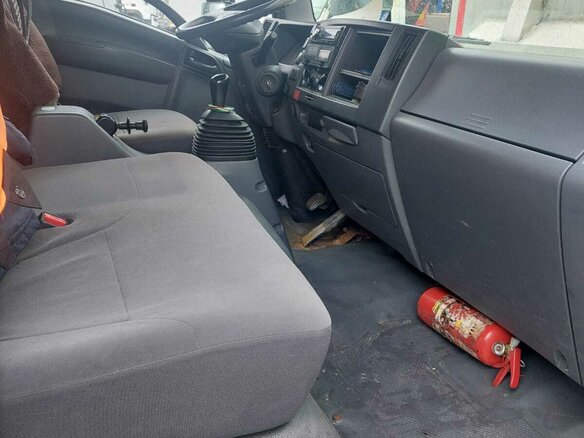2014 Isuzu Elf (N-series), белый, 1750000 рублей - вид 5