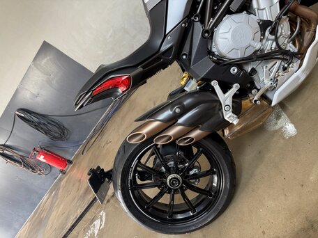 2015 MV Agusta Dragster 800, серый, 900000 рублей, вид 3