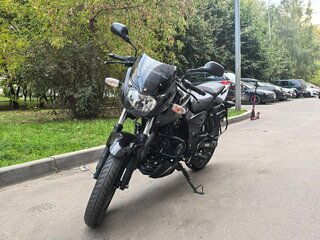 2021 Bajaj Pulsar 180, чёрный, 130000 рублей, вид 4