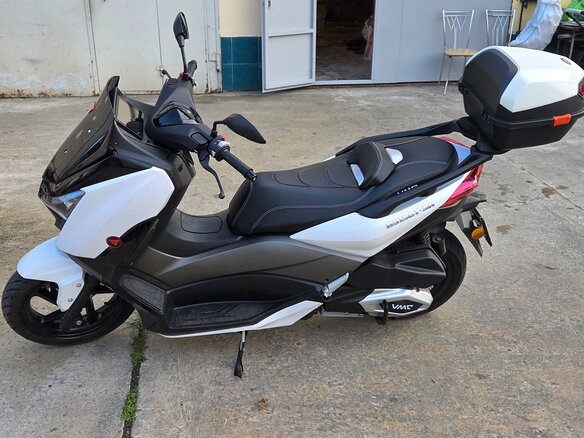2024 VMC (Vento) XMAX 250, белый, 250000 рублей - вид 2