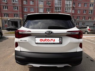 2021 Kia Seltos I, белый, 2000000 рублей, вид 3