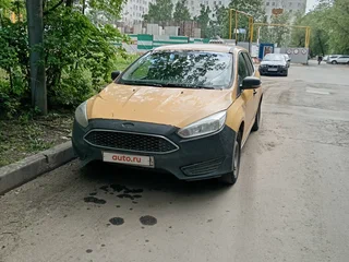 2016 Ford Focus III Рестайлинг, жёлтый, 300000 рублей, вид 1