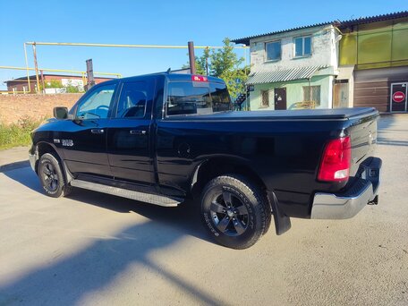 2019 Ram 1500 Quad Cab IV (DS/DJ), чёрный, 4990000 рублей, вид 4