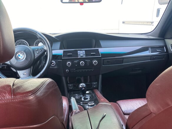 2008 BMW M5 IV (E60/E61), чёрный, 2900000 рублей - вид 16