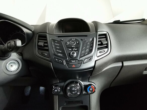 2015 Ford Fiesta Mk6 Рестайлинг, синий - вид 14