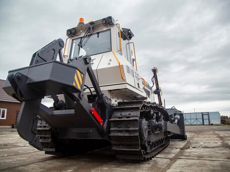 2026 ЧЗПТ (Челябинский Завод Промышленных Тракторов) DR-10.01, серебристый, 13000000 рублей, вид 4