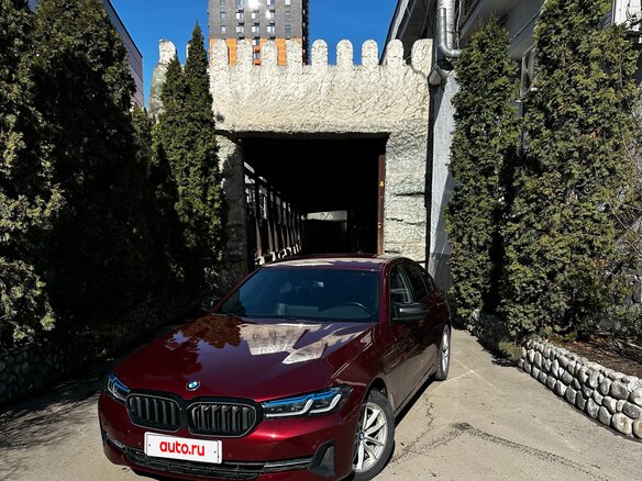 2022 BMW 5 серии 520i VII (G30/G31/G38) Рестайлинг, белый, 3400000 рублей - вид 2