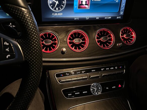 2016 Mercedes-Benz E-Класс 200 V (W213, S213, C238), чёрный, 3000000 рублей - вид 8
