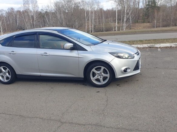 2011 Ford Focus III, серебристый, 499999 рублей - вид 2