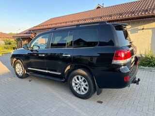2015 Toyota Land Cruiser 200 Series Рестайлинг 2, чёрный, 4850000 рублей, вид 2