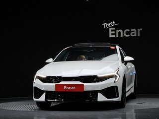 2026 Kia K5 III Рестайлинг, белый, 4560000 рублей, вид 4