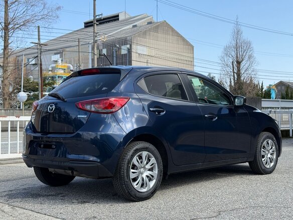 2022 Mazda 2 III (DJ) Рестайлинг, синий, 670999 рублей - вид 2