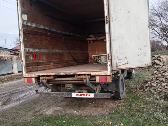 2001 Isuzu Elf (N-series), белый, 1000000 рублей - вид 10